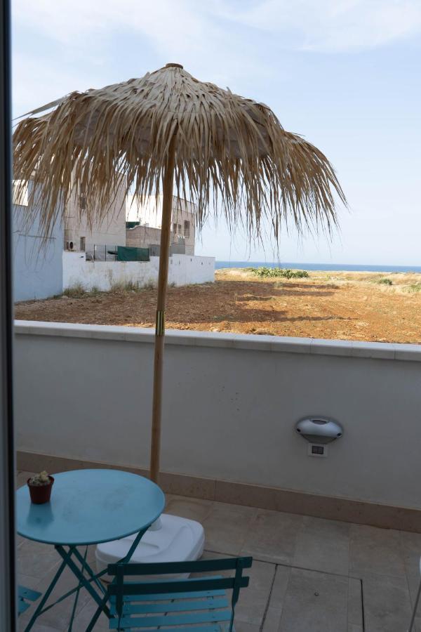 Cala Paradiso 莫诺波利 外观 照片