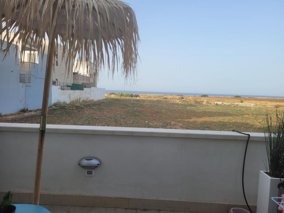 Cala Paradiso 莫诺波利 外观 照片