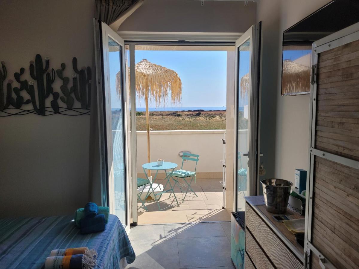 Cala Paradiso 莫诺波利 外观 照片