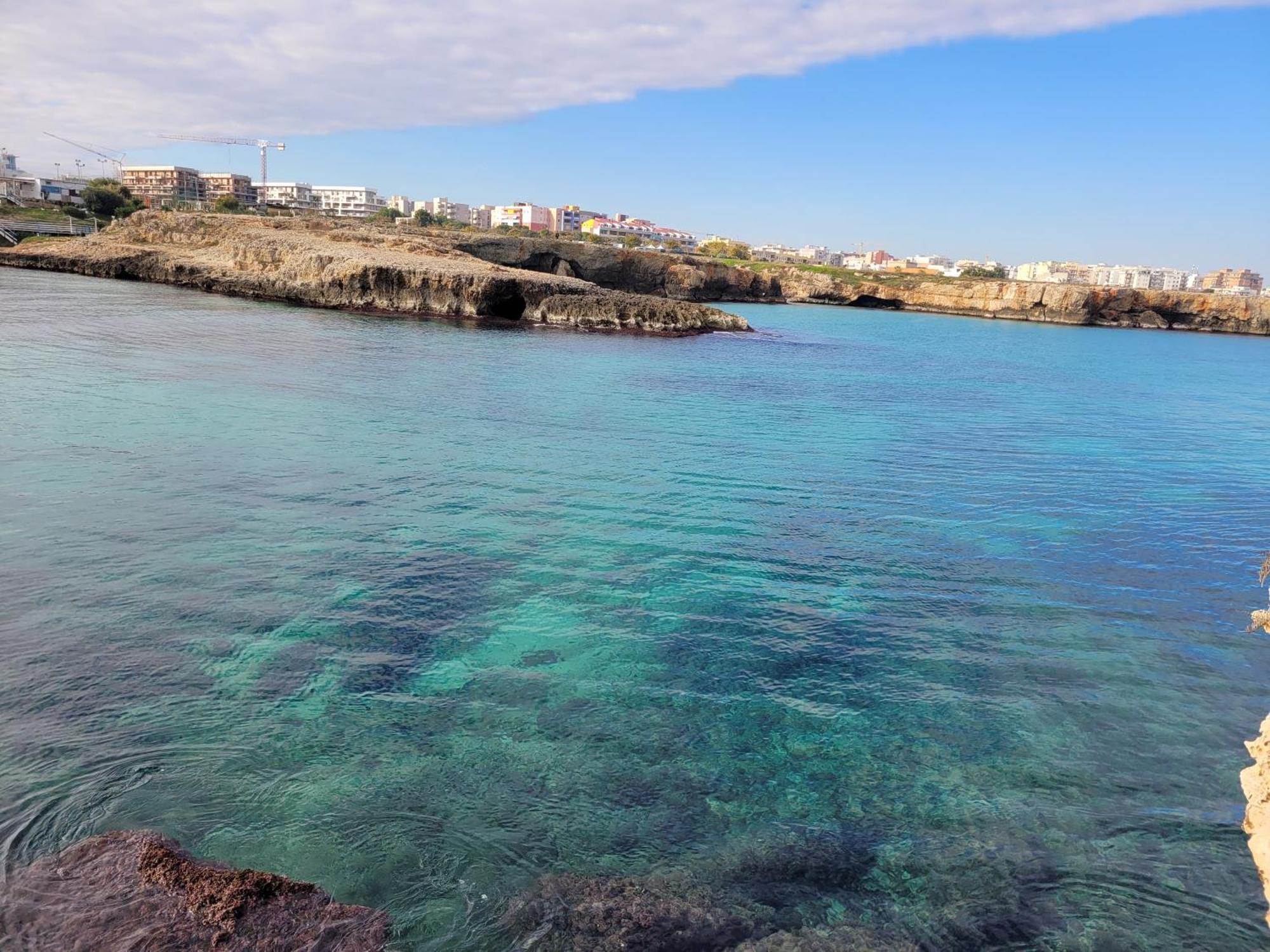 Cala Paradiso 莫诺波利 外观 照片