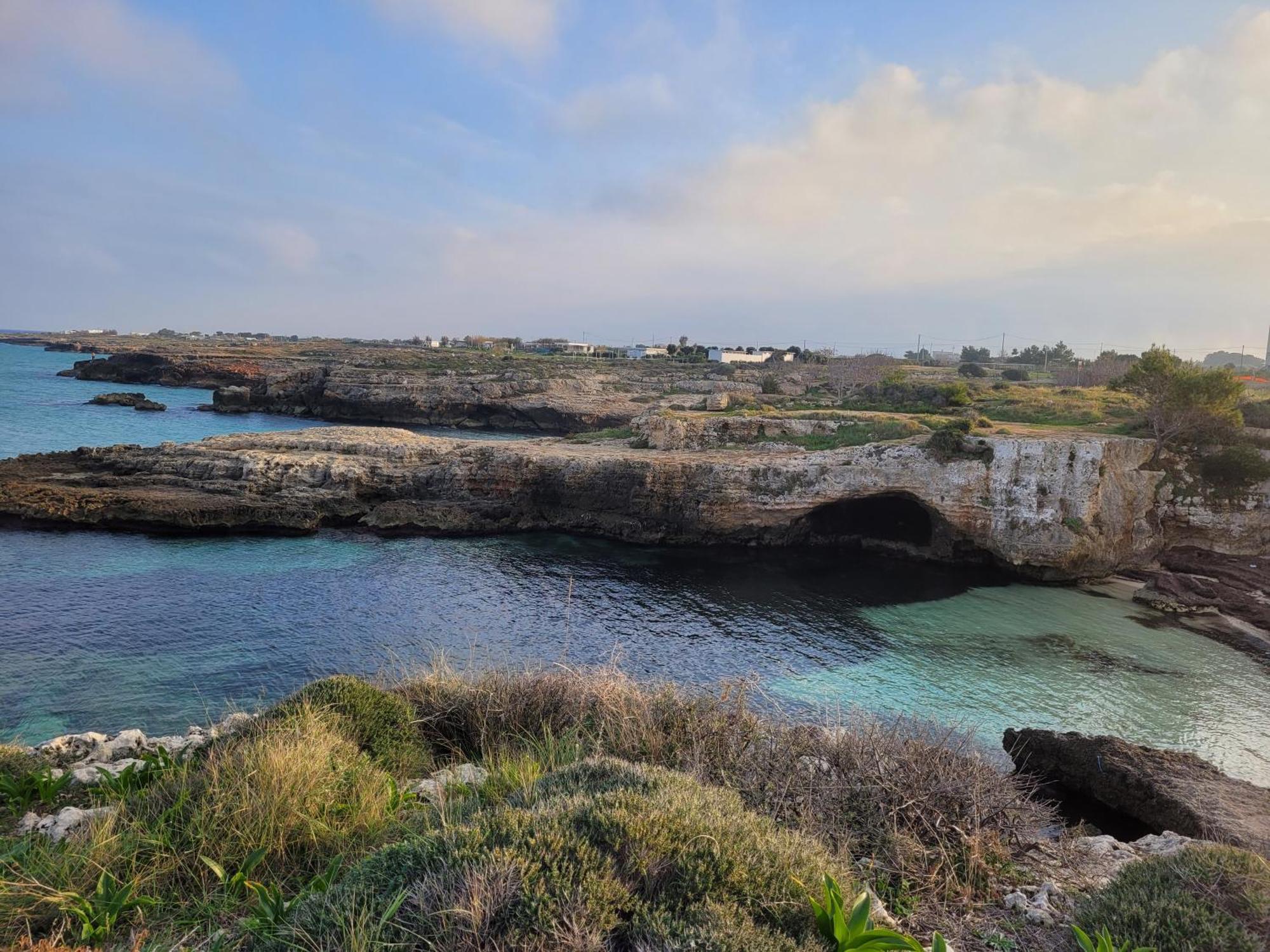 Cala Paradiso 莫诺波利 外观 照片